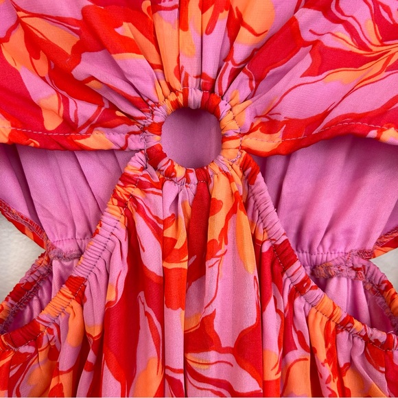 NWT Jessica Simpson Floral Long Sleeve Ruffle Dress with Side Cut Outs Size  S - Picture 3 of 13